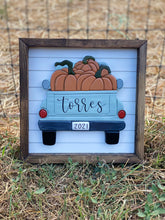 Load image into Gallery viewer, Pumpkin truck
