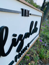 Load image into Gallery viewer, Family name sign